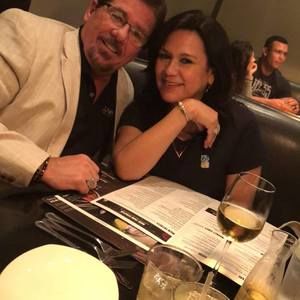 Meet your Posher, Elizabeth